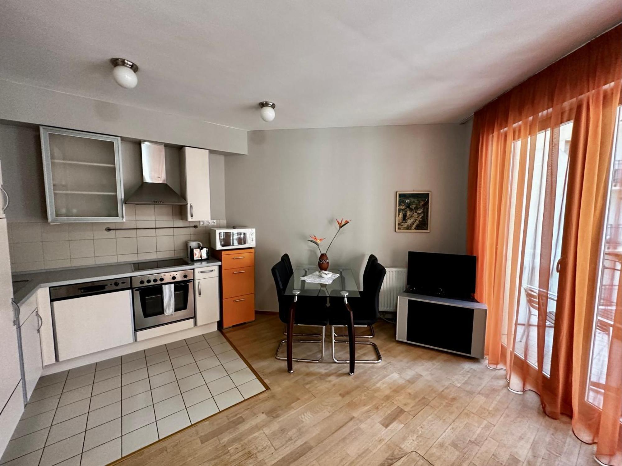 Leda Apartments Budapest Luaran gambar