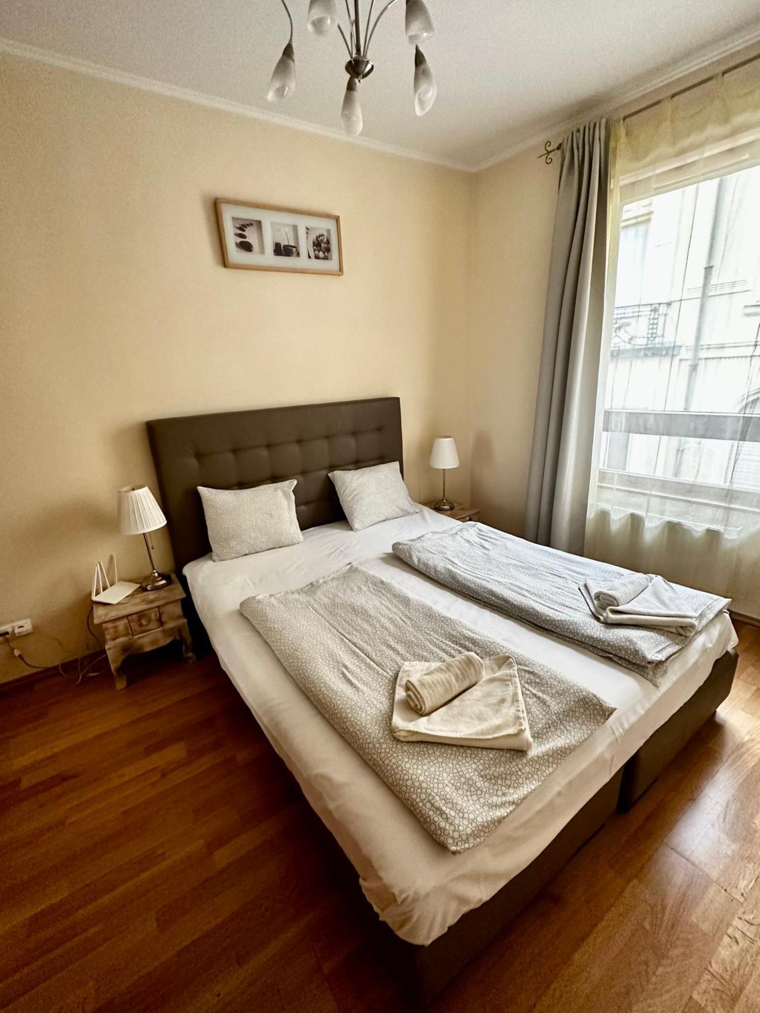 Leda Apartments Budapest Luaran gambar