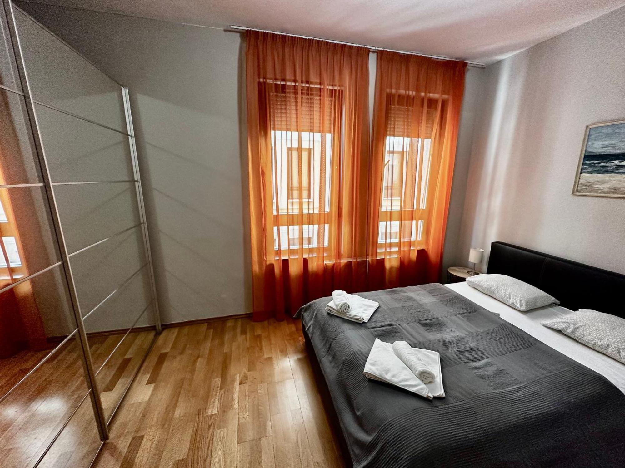 Leda Apartments Budapest Luaran gambar