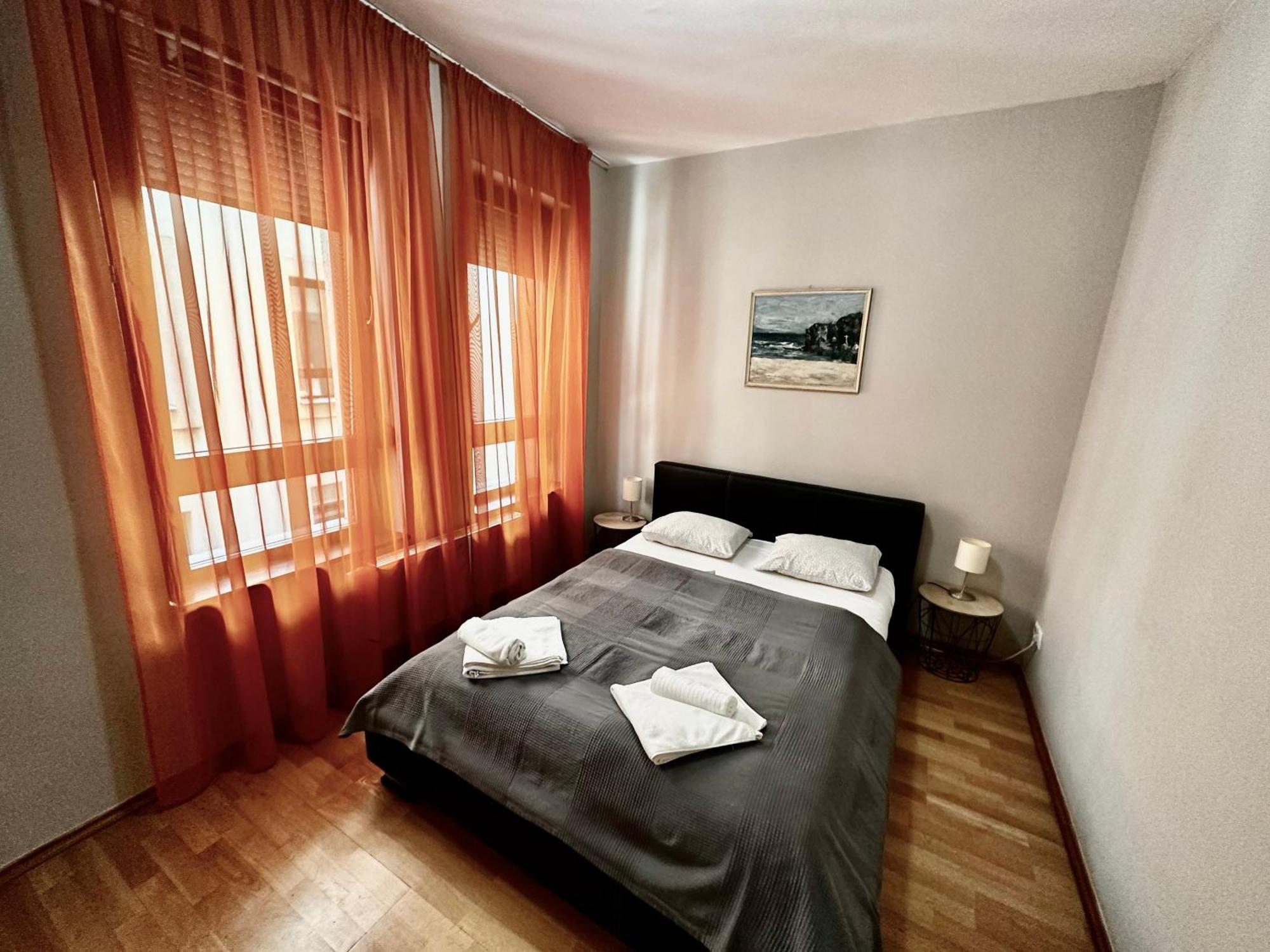 Leda Apartments Budapest Luaran gambar