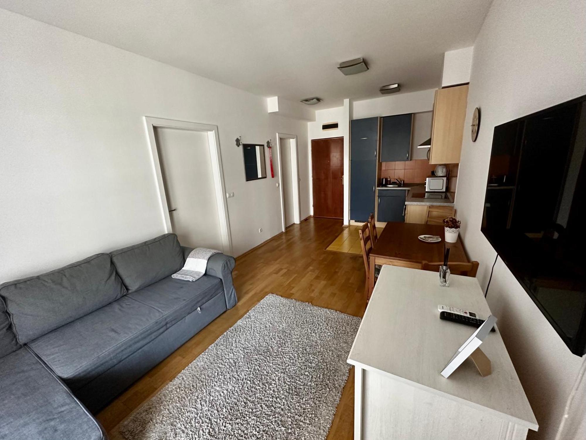 Leda Apartments Budapest Luaran gambar