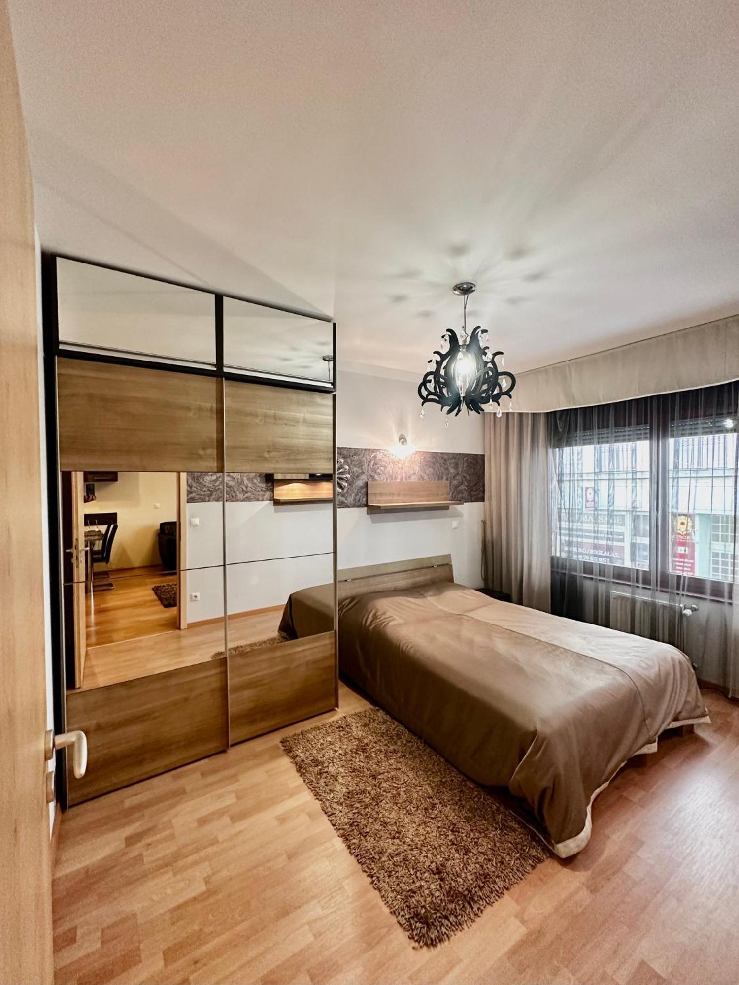Leda Apartments Budapest Luaran gambar