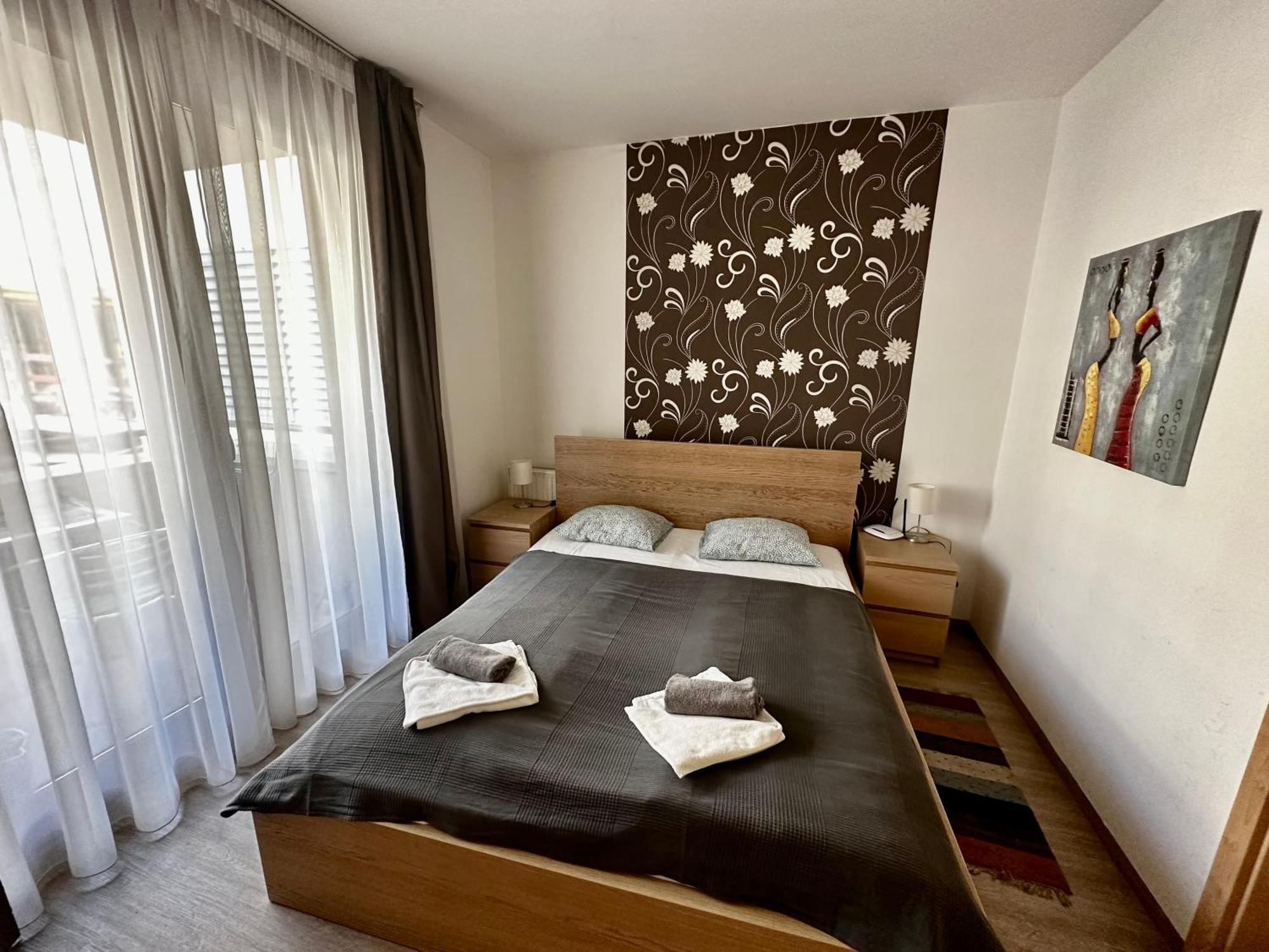 Leda Apartments Budapest Luaran gambar