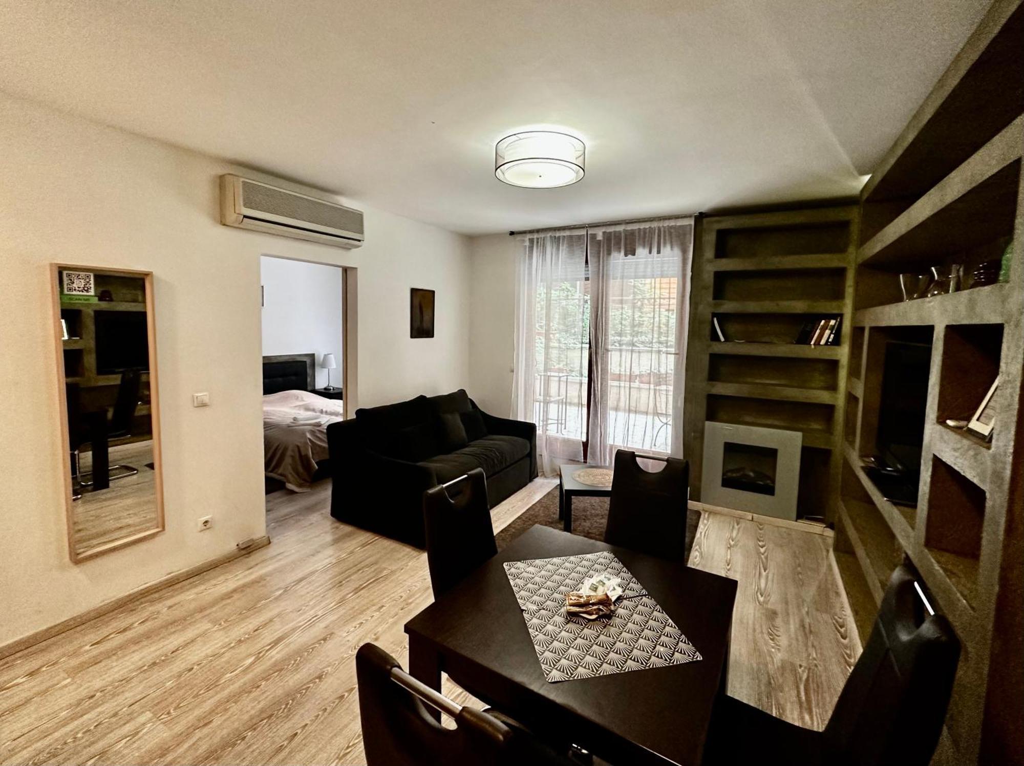Leda Apartments Budapest Luaran gambar