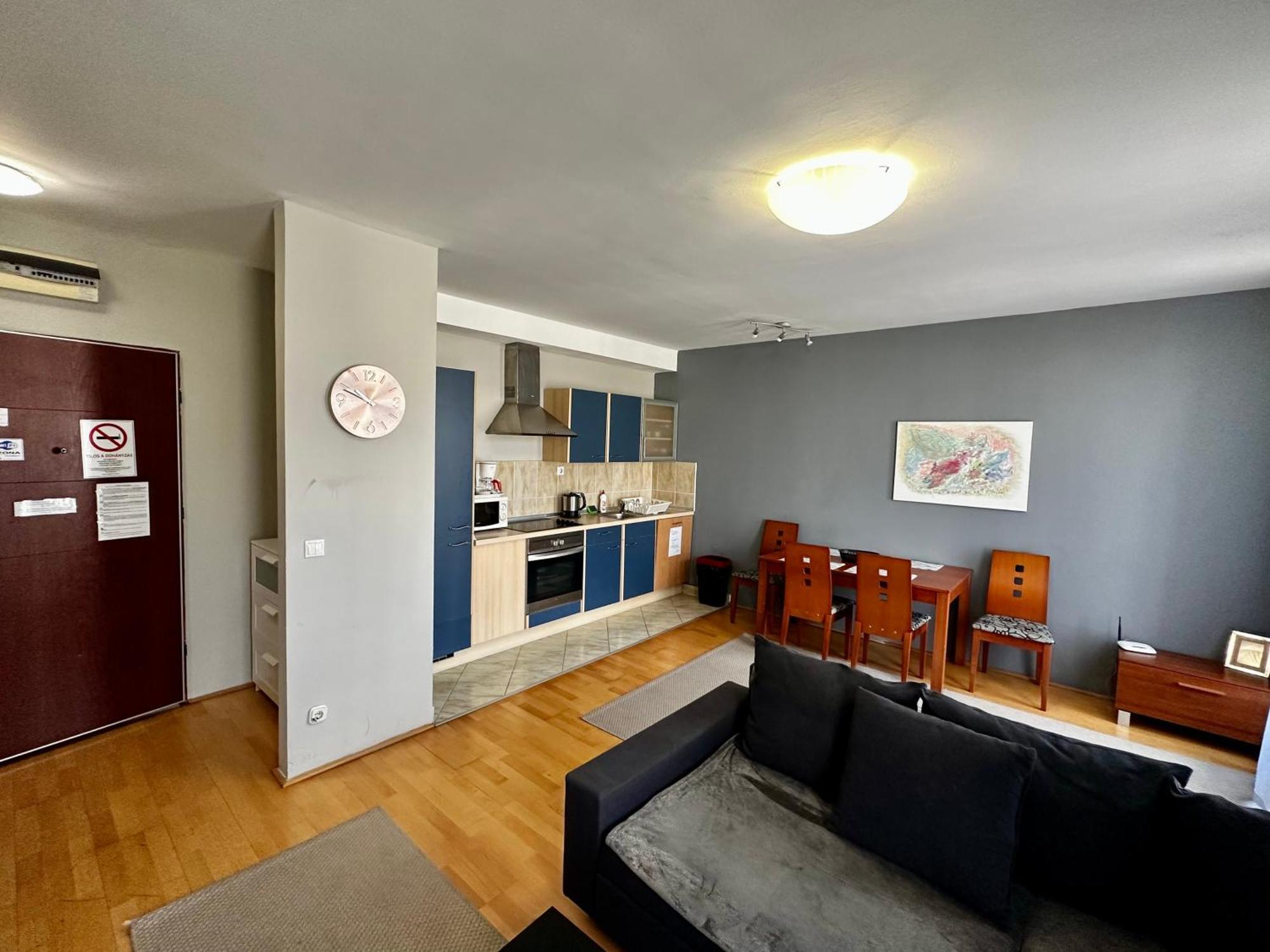 Leda Apartments Budapest Luaran gambar