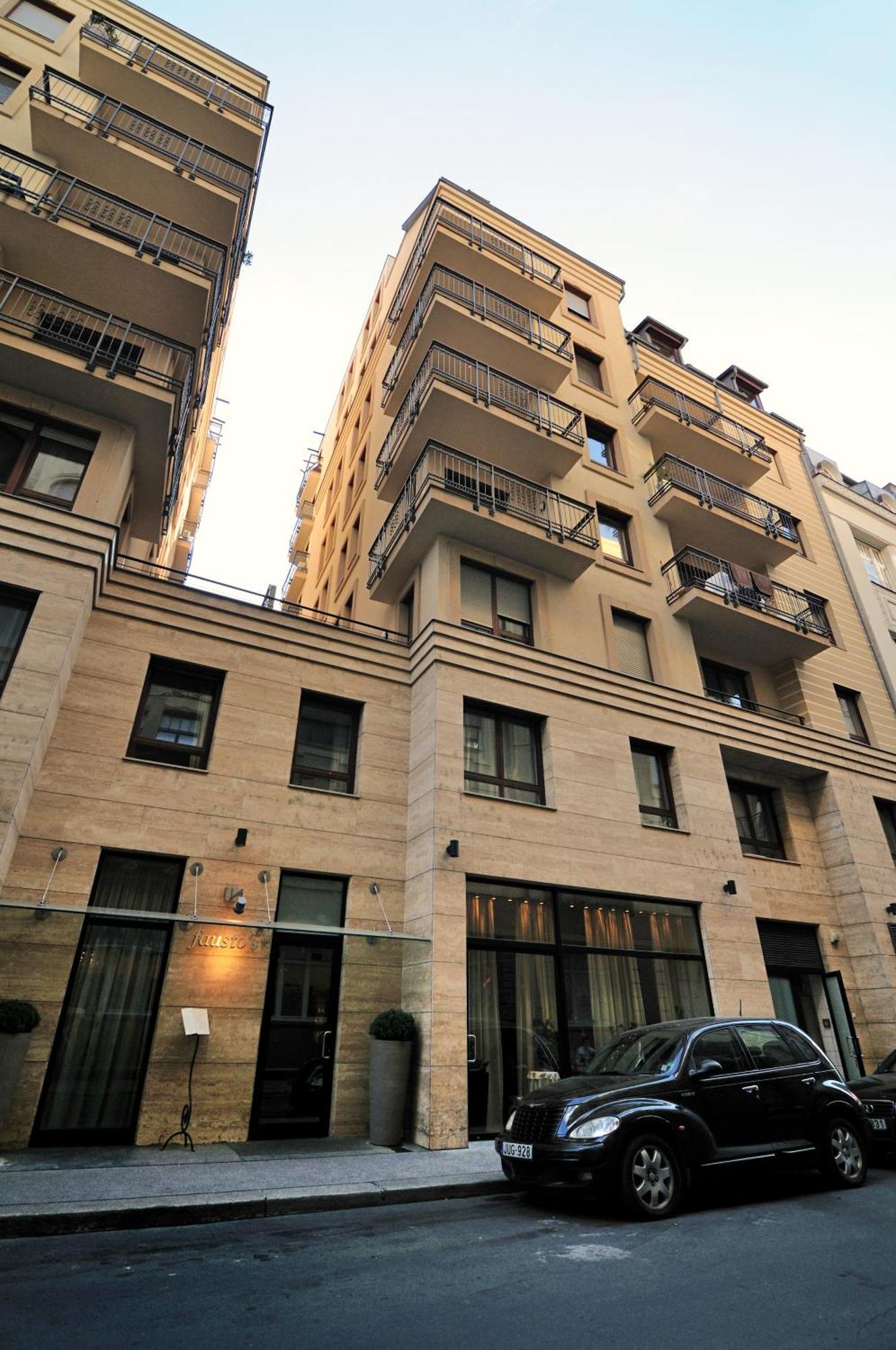 Leda Apartments Budapest Luaran gambar