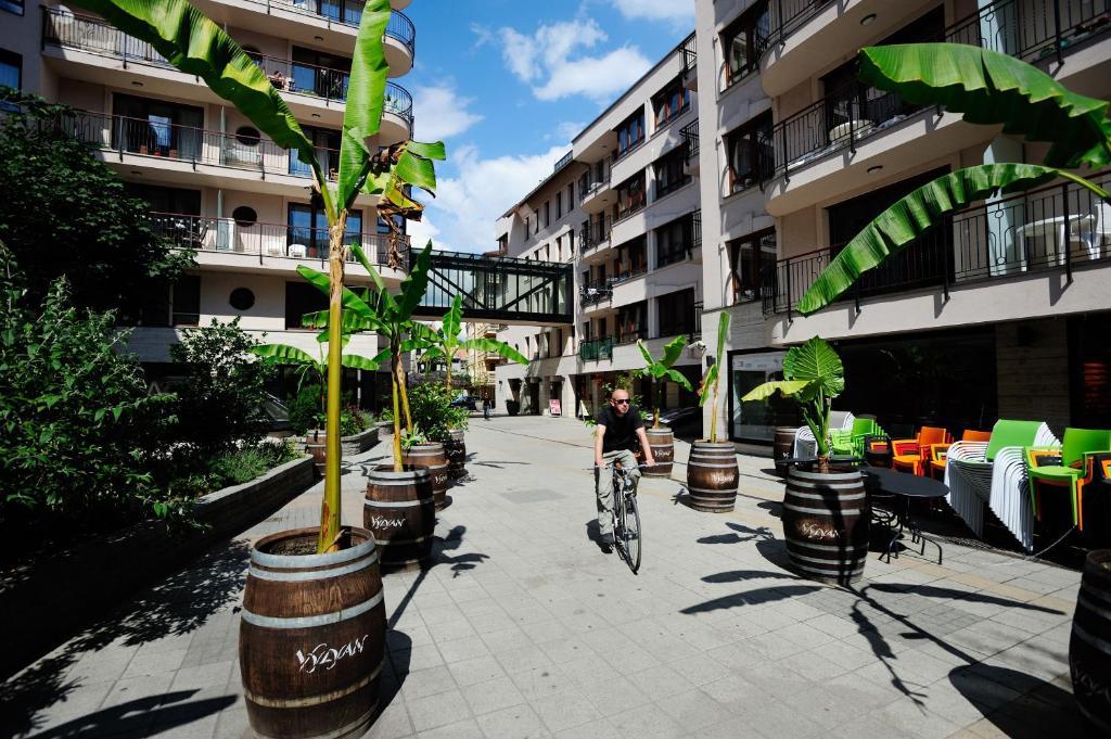 Leda Apartments Budapest Luaran gambar