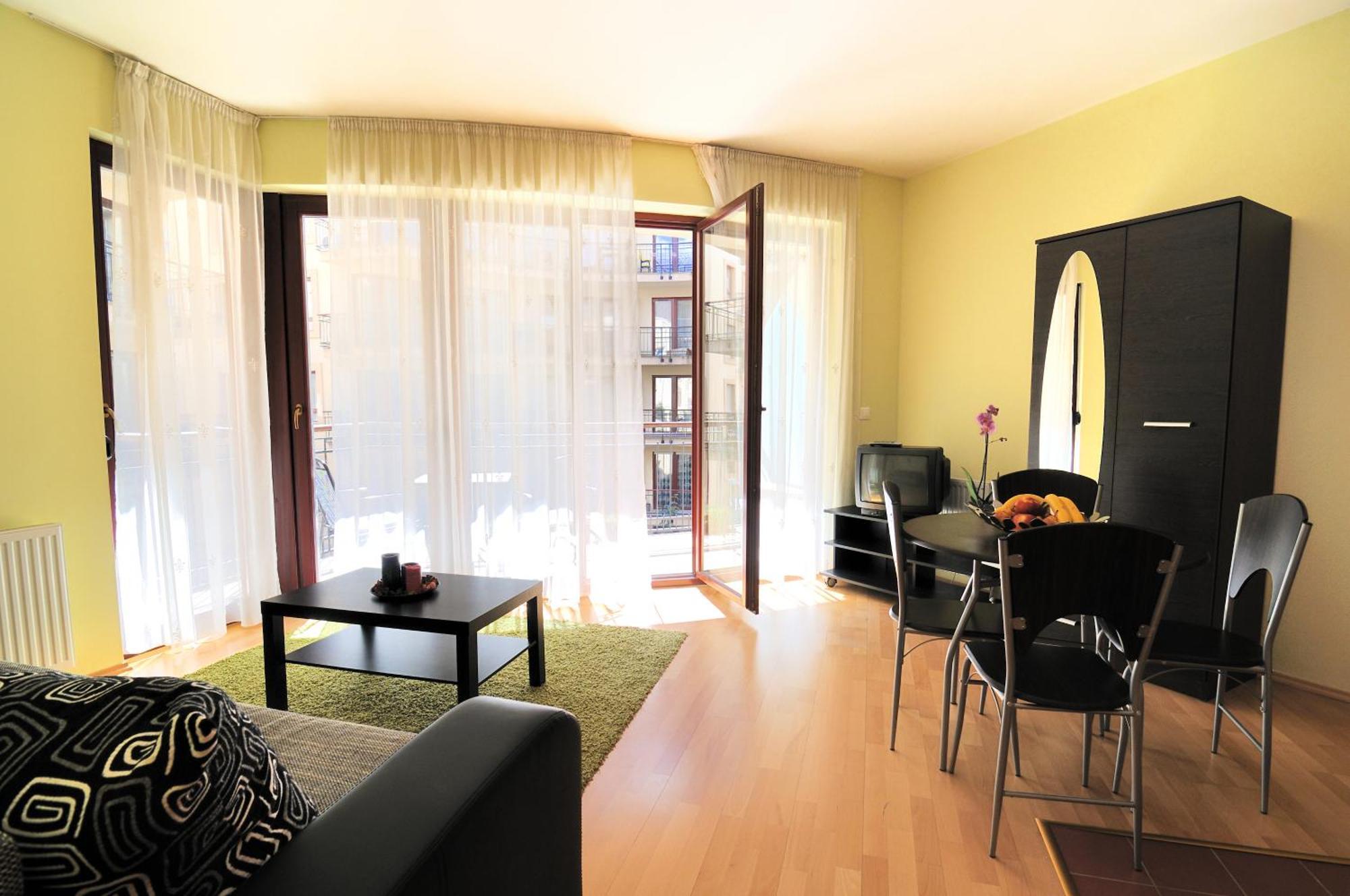 Leda Apartments Budapest Luaran gambar